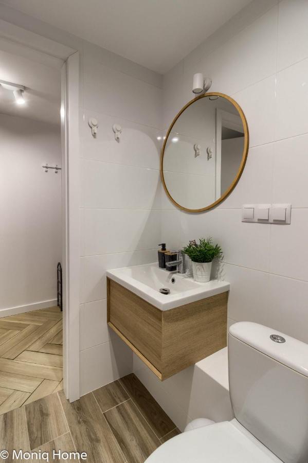 M&R Apartament Smart&Bright Batorego 16, Netflix, Free Wifi, Metro I Park Pole Mokotowskie, Stodola, Self Check-In, 5 Minut Od Centrum Varsovia Exterior foto