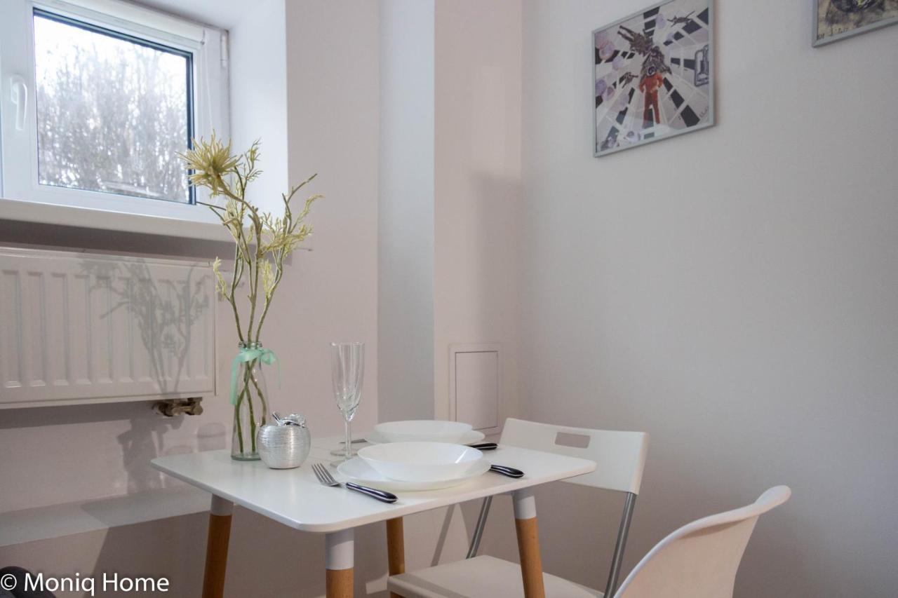 M&R Apartament Smart&Bright Batorego 16, Netflix, Free Wifi, Metro I Park Pole Mokotowskie, Stodola, Self Check-In, 5 Minut Od Centrum Varsovia Exterior foto